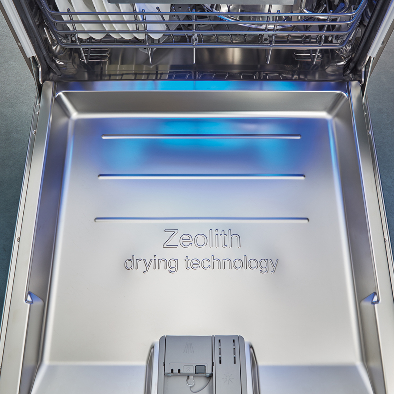 Zeolith Trocknen – Für glänzende Spülergebnisse bei Schneider Elektrik in Marktheidenfeld