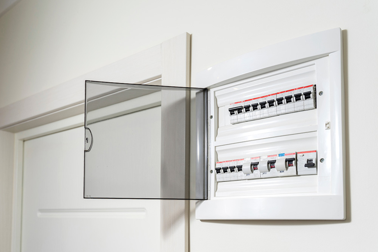 Über­spannungs­schutz bei Schneider Elektrik in Marktheidenfeld